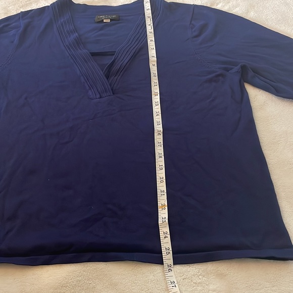 Cable & Gauge Navy Blue 3/4 Sleeve V Neck Blouse - Picture 5 of 11